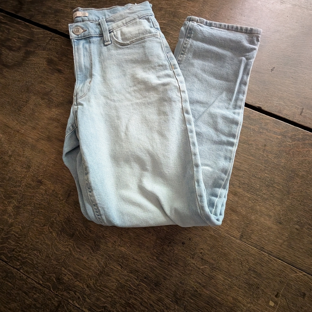 SO Light Wash Jeans